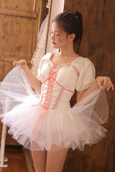 潜行吧!奈亚子